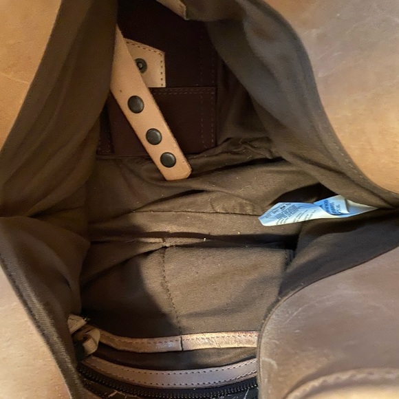 STS Ranchwear Tan and Cream Hobo Bag - Picture 16 of 16